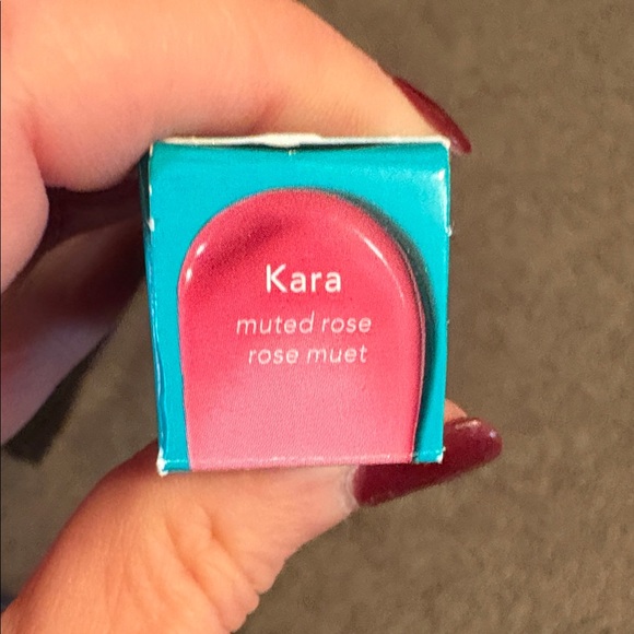 Thrive Causemetics sheer strength hydrating lip tint - Picture 3 of 3